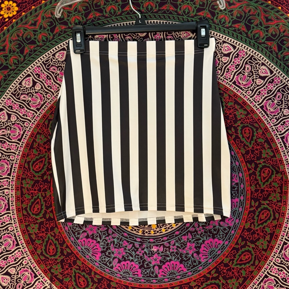 BlackMilk- Beetlejuice Skirt- Size Medium